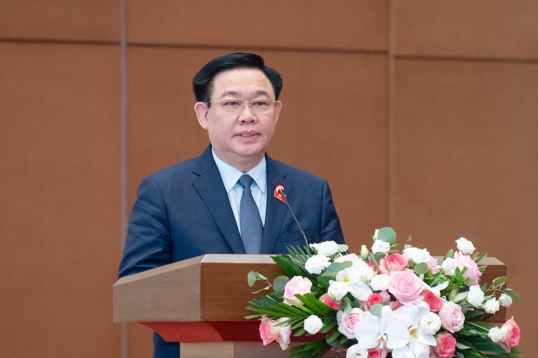 Chủ tịch Quốc hội: R&agrave; so&aacute;t để ngăn chặn t&igrave;nh trạng tham nhũng ch&iacute;nh s&aacute;ch
- Ảnh 1.