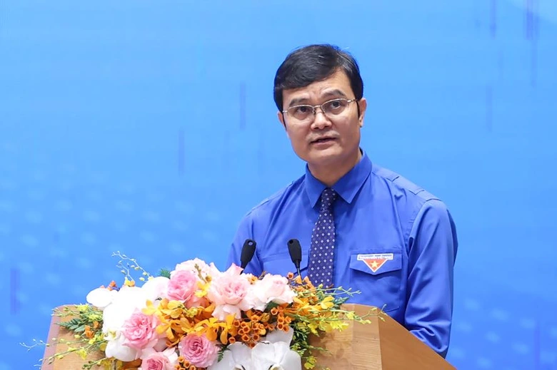 Thủ tướng đối thoại với thanh ni&ecirc;n về chuyển đổi số- Ảnh 2.