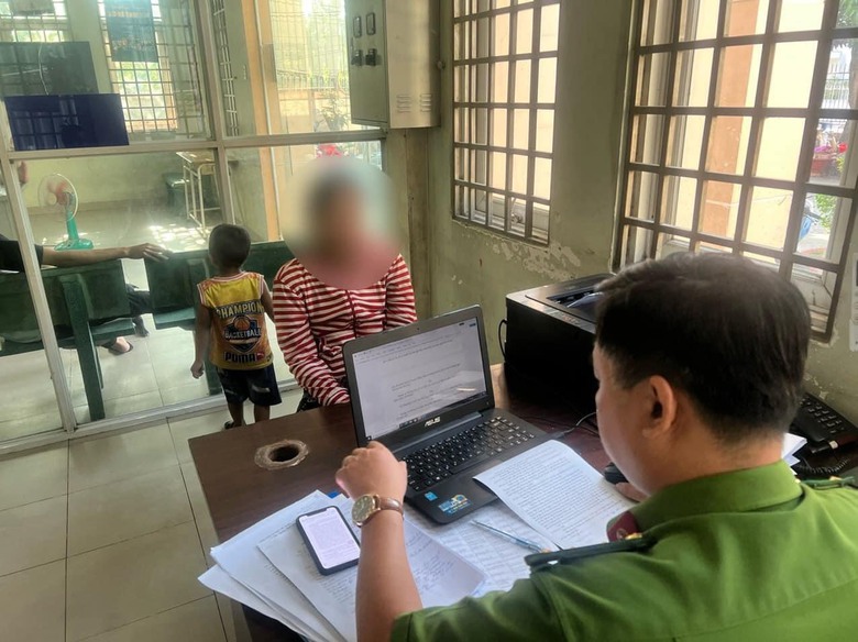 Thiếu nợ, mang v&agrave;ng đi cầm cố rồi tr&igrave;nh b&aacute;o bị cướp- Ảnh 1.