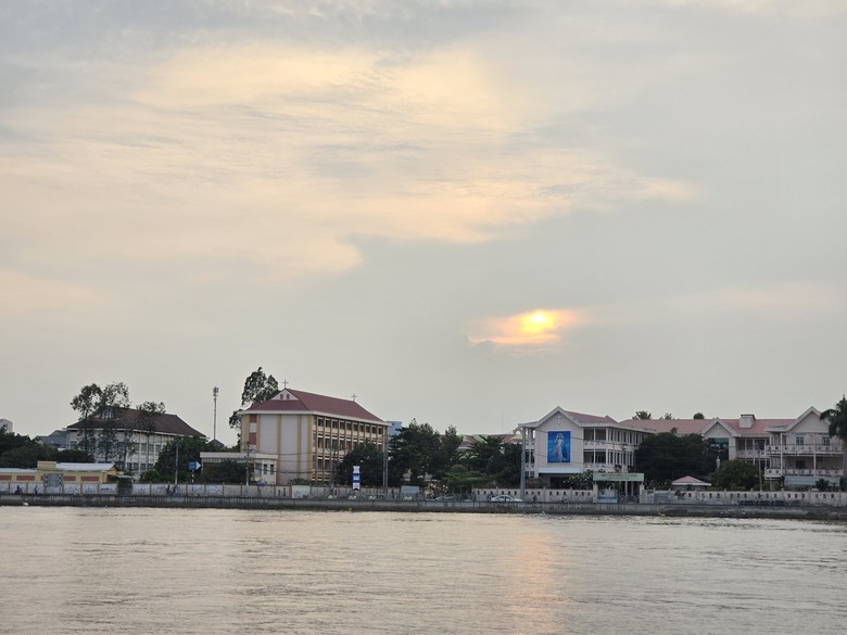 Bờ k&egrave; v&agrave; con đường thay đổi bộ mặt đ&ocirc; thị Cần Thơ- Ảnh 7.