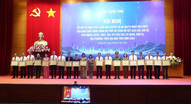 Quảng Ninh tiếp tục l&agrave; một cực tăng trưởng của khu vực ph&iacute;a Bắc- Ảnh 3.