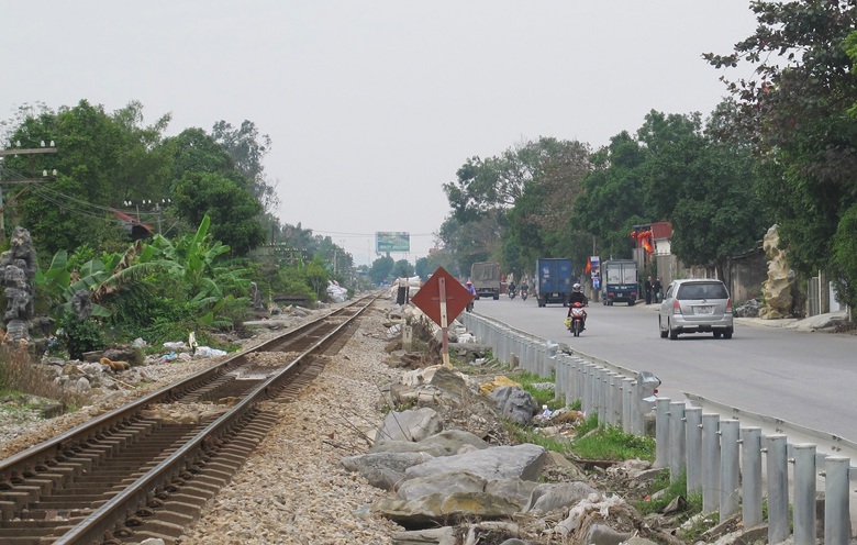 Tai nạn đường sắt tại lối đi tự mở chiếm đến 52%- Ảnh 2. Tai nạn đường sắt tại lối đi tự mở chiếm đến 52%- Ảnh 2.