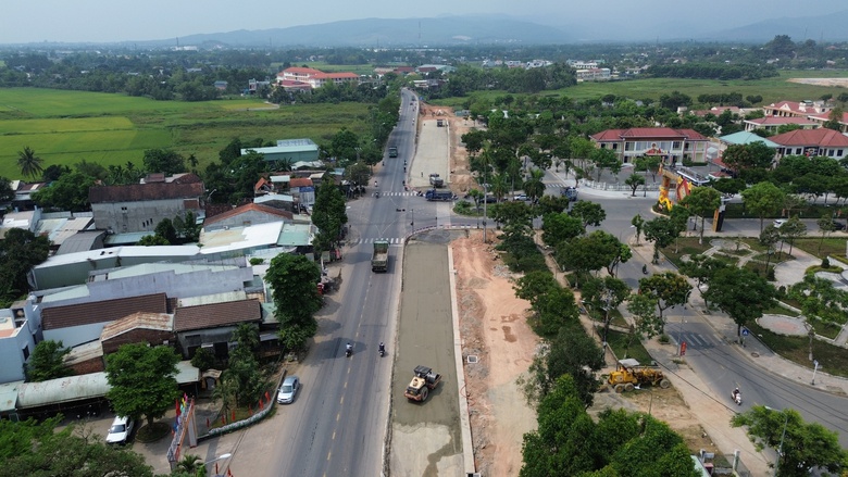 Đ&agrave; Nẵng: Kh&oacute; vận động b&agrave;n giao mặt bằng mở rộng QL14B- Ảnh 1.