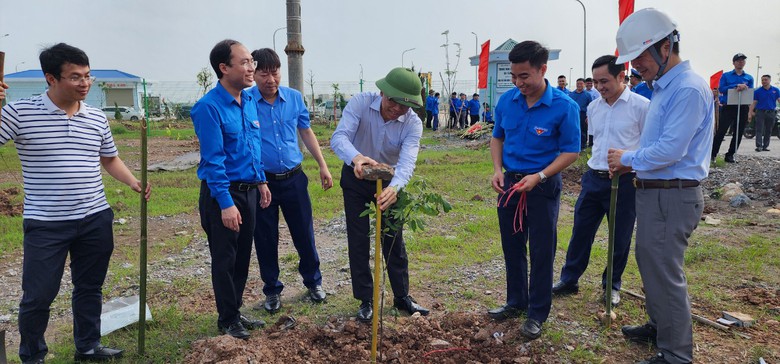 Trồng c&acirc;y, x&acirc;y nh&agrave; nh&acirc;n &aacute;i cho nạn nh&acirc;n TNGT tại Nam Định- Ảnh 6.