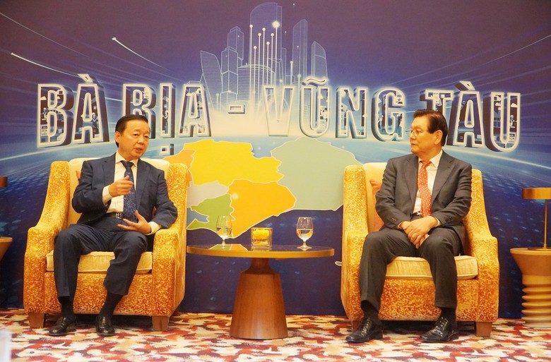 H&agrave;ng loạt 