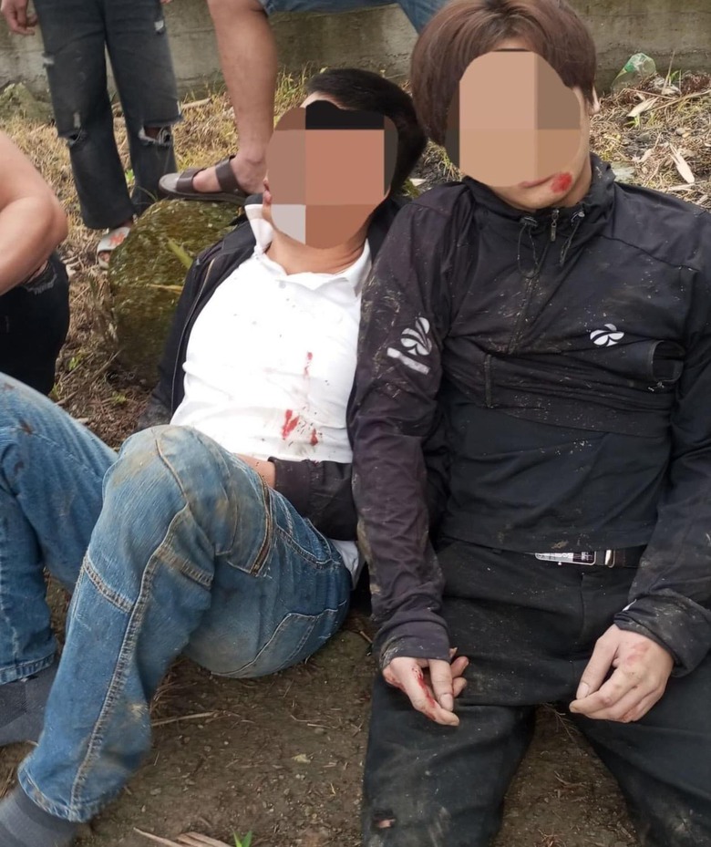 Xe tải đ&acirc;m xuống ta luy &acirc;m, 4 người bị thương tr&ecirc;n QL4D ở L&agrave;o Cai- Ảnh 4.