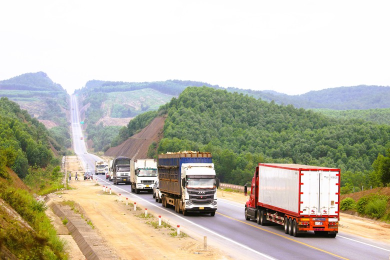 Xe kh&aacute;ch tr&ecirc;n 30 chỗ, xe tải nặng kh&ocirc;ng v&agrave;o cao tốc Cam Lộ - La Sơn, đi theo QL1 thế n&agrave;o?- Ảnh 11.