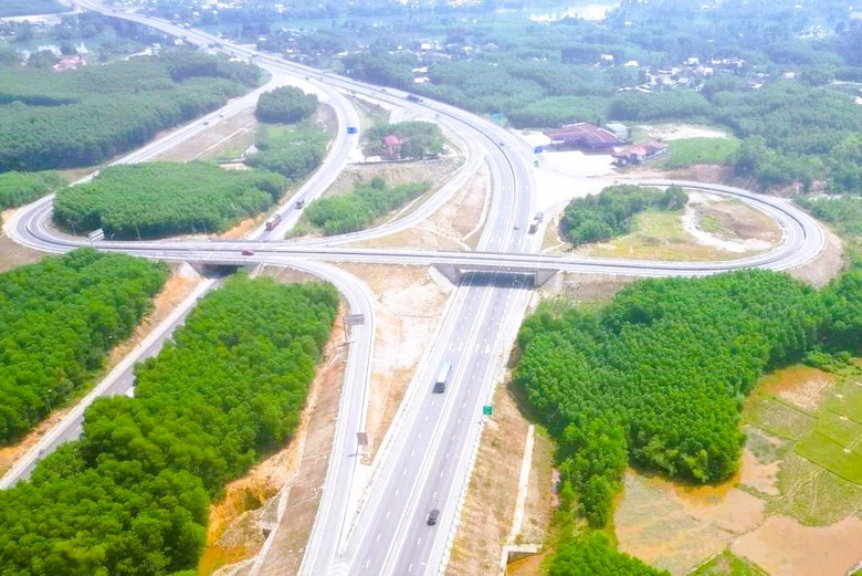 Xe kh&aacute;ch tr&ecirc;n 30 chỗ, xe tải nặng kh&ocirc;ng v&agrave;o cao tốc Cam Lộ - La Sơn, đi theo QL1 thế n&agrave;o?- Ảnh 12.