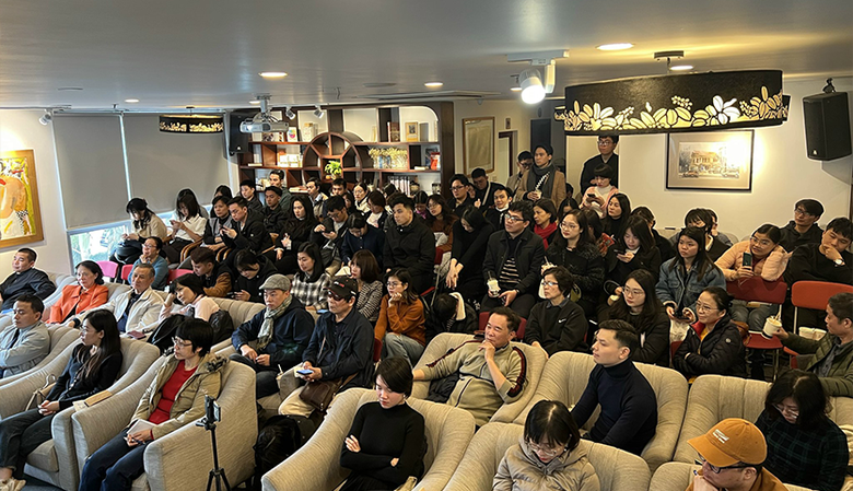 Đạo diễn Phi Tiến Sơn: “Đào, phở và piano” giúp tôi trả món nợ quê hương- Ảnh 2. Đạo diễn Phi Tiến Sơn: “Đào, phở và piano” giúp tôi trả món nợ quê hương- Ảnh 2.