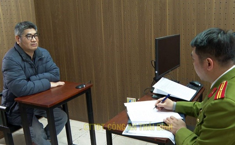 Cựu gi&aacute;m đốc c&ocirc;ng ty ở Th&aacute;i B&igrave;nh bị bắt sau 14 năm trốn truy n&atilde;- Ảnh 1.