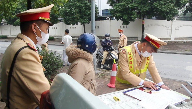Thản nhi&ecirc;n đi v&agrave;o đường ngược chiều, nhiều l&aacute;i xe đổ lỗi cho Google Maps- Ảnh 8.