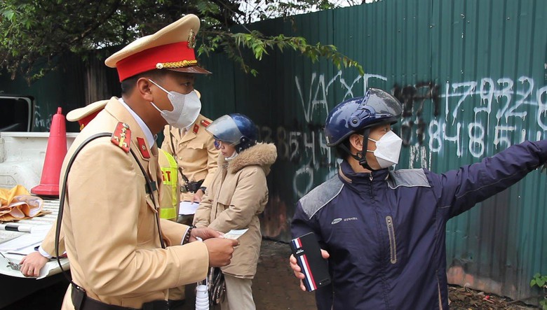 Thản nhi&ecirc;n đi v&agrave;o đường ngược chiều, nhiều l&aacute;i xe đổ lỗi cho Google Maps- Ảnh 9.
