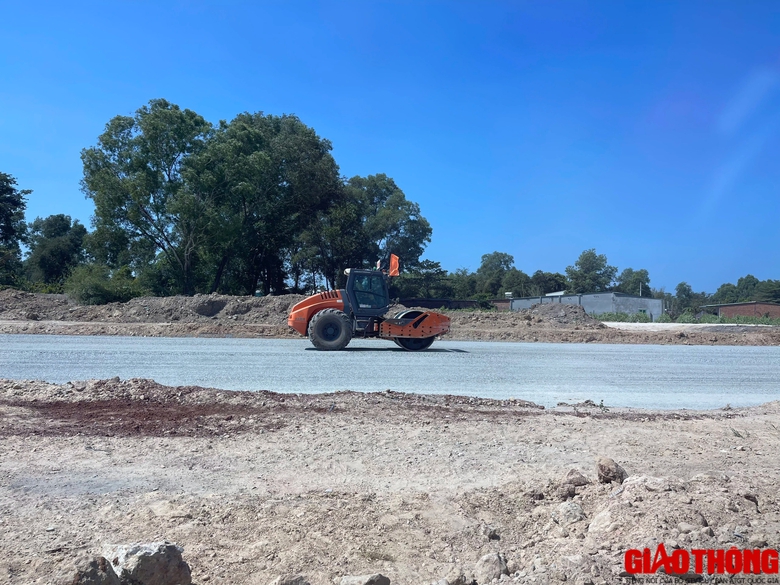 Cao tốc qua B&agrave; Rịa - Vũng T&agrave;u bứt tốc, dự kiến về đ&iacute;ch sớm- Ảnh 5.