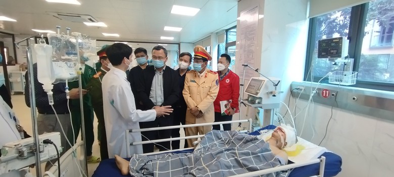 Kh&ocirc;i phục dữ liệu hộp đen xe container, l&agrave;m r&otilde; nguy&ecirc;n nh&acirc;n tai nạn 5 người chết- Ảnh 3.