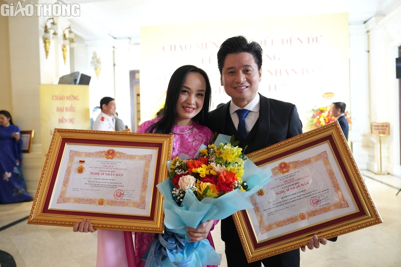 Chủ tịch nước V&otilde; Văn Thưởng: NSND, NSƯT l&agrave; &ldquo;vốn qu&yacute; của đất nước&rdquo;- Ảnh 7.