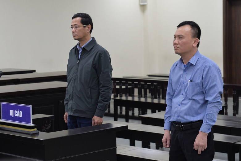 V&igrave; sao cựu gi&aacute;m đốc CDC H&agrave; Nội được hưởng &aacute;n treo?- Ảnh 1.