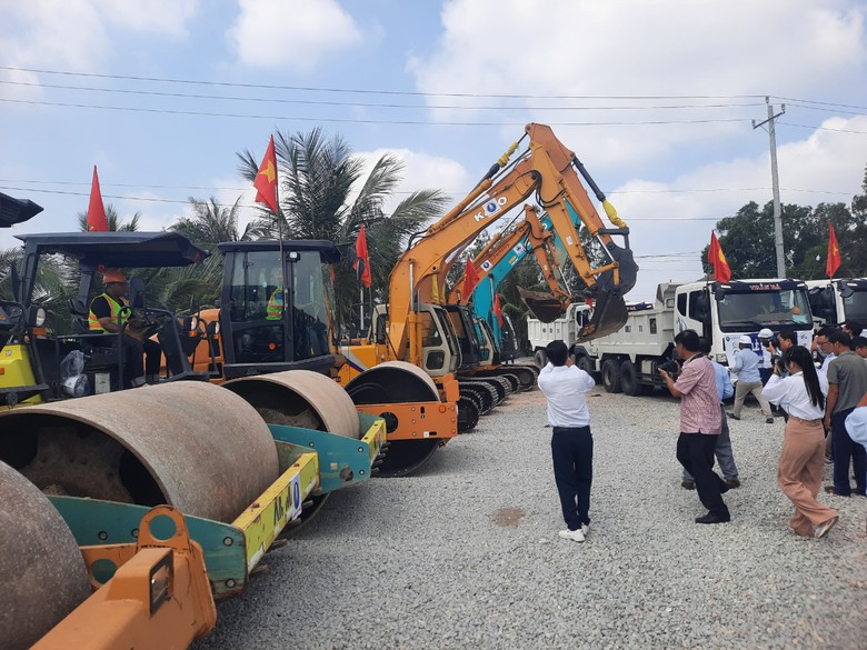 Khởi c&ocirc;ng đường Hồ Ch&iacute; Minh qua Ki&ecirc;n Giang, Bạc Li&ecirc;u: Động lực mới cho đất Ch&iacute;n Rồng- Ảnh 2.