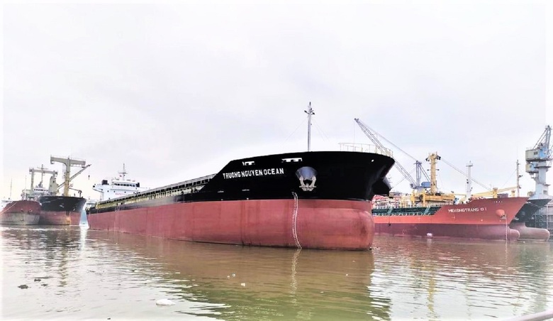 Đóng tàu Phà Rừng đặt mục tiêu doanh thu hơn 400 tỷ đồng trong năm 2024- Ảnh 1. Đóng tàu Phà Rừng đặt mục tiêu doanh thu hơn 400 tỷ đồng trong năm 2024- Ảnh 1.