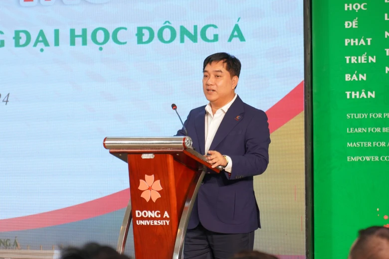Đ&egrave;o Cả hợp t&aacute;c với Trường đại học Đ&ocirc;ng &Aacute; đ&agrave;o tạo nh&acirc;n lực ng&agrave;nh GTVT- Ảnh 2.