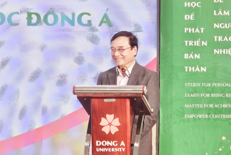 Đ&egrave;o Cả hợp t&aacute;c với Trường đại học Đ&ocirc;ng &Aacute; đ&agrave;o tạo nh&acirc;n lực ng&agrave;nh GTVT- Ảnh 3.