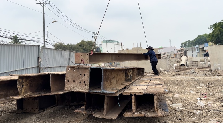 TP.HCM: Cầu Nam L&yacute; ho&agrave;n th&agrave;nh cuối th&aacute;ng 9 sau 5 năm thi c&ocirc;ng &igrave; ạch- Ảnh 7.