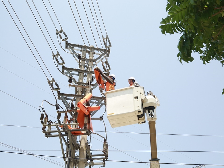 Loạt đề xuất mới về gi&aacute; điện- Ảnh 1.