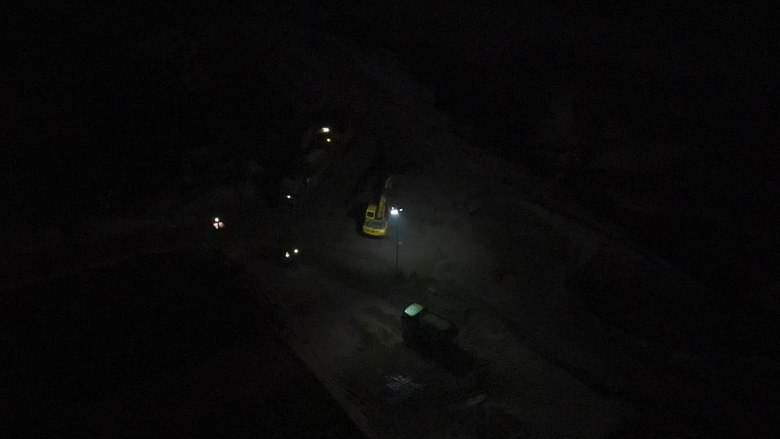 Xe chở c&aacute;t qu&aacute; tải từ bến kh&ocirc;ng ph&eacute;p quần thảo v&ugrave;ng gi&aacute;p ranh H&agrave; Nội - H&ograve;a B&igrave;nh- Ảnh 6.