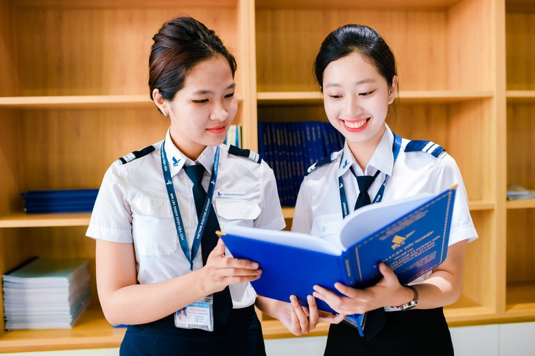 Học viện H&agrave;ng kh&ocirc;ng d&agrave;nh 500 suất học bổng/năm đ&agrave;o tạo nh&acirc;n lực cho s&acirc;n bay Long Th&agrave;nh- Ảnh 2.