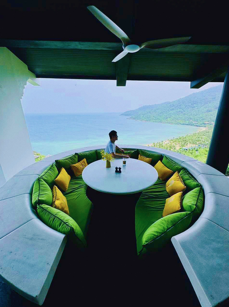 Vợ chồng L&acirc;m Ch&iacute; Dĩnh c&ugrave;ng nhau khoe ảnh du lịch Đ&agrave; Nẵng- Ảnh 3.