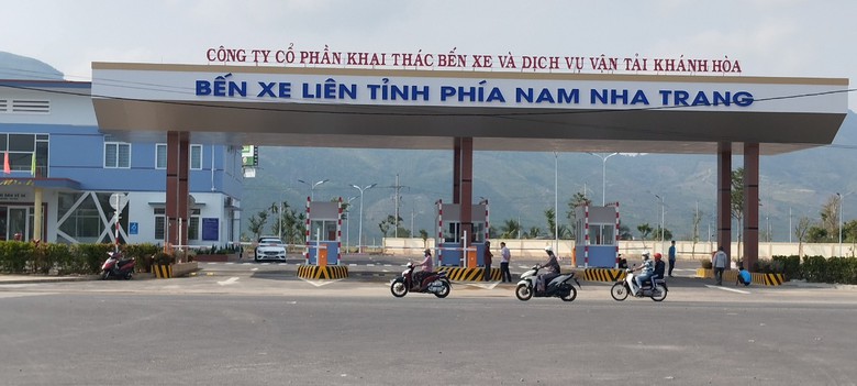 Kh&aacute;nh th&agrave;nh bến kh&aacute;ch chuẩn loại 1 đầu ti&ecirc;n của tỉnh Kh&aacute;nh H&ograve;a- Ảnh 2.