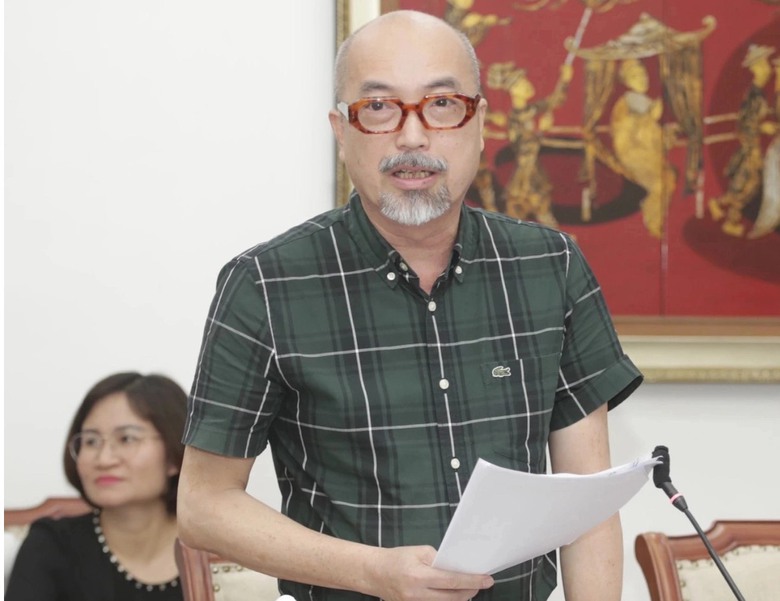 &Ocirc;ng Vi Kiến Th&agrave;nh.