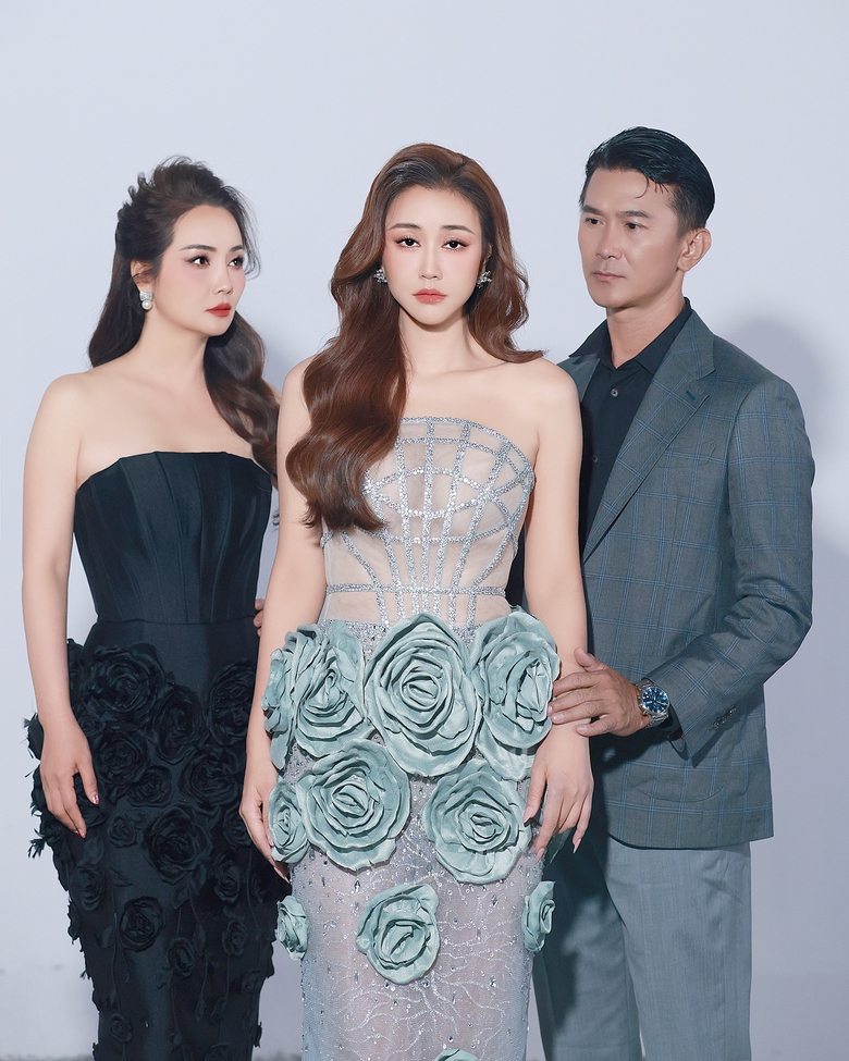 Đạo diễn Mai Thu Huyền: Muốn mang &ldquo;Đ&oacute;a hoa mong manh&rdquo; đi khắp thế giới- Ảnh 3.