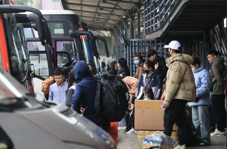 Sẽ quy định cụ thể c&aacute;c trường hợp l&aacute;i xe được từ chối nhận kh&aacute;ch- Ảnh 1.