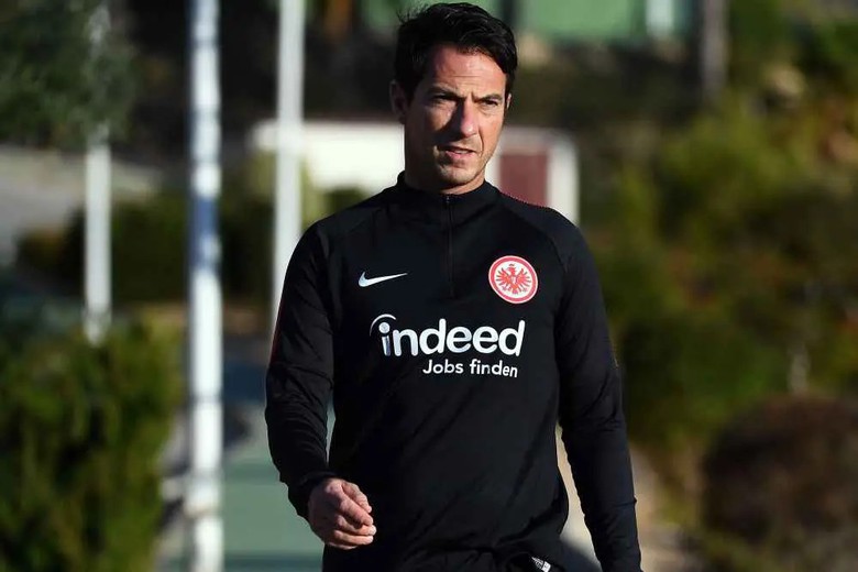 Nh&agrave; cầm qu&acirc;n từng l&agrave;m việc với MU muốn dẫn dắt đội tuyển Việt Nam - Ảnh 1.