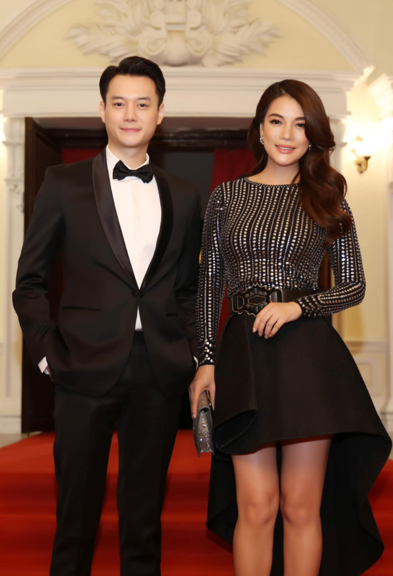 Tin Việt giải tr&iacute; 14/4: Trương Ngọc &Aacute;nh x&aacute;c nhận chia tay t&igrave;nh trẻ, Thu&yacute; Nga khoe nh&agrave; mới- Ảnh 1.