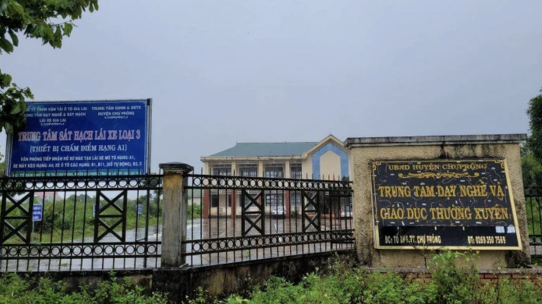 Lập khống 20 triệu mua xăng dầu, giám đốc trung tâm giáo dục thường xuyên bị khởi tố- Ảnh 1. Lập khống 20 triệu mua xăng dầu, giám đốc trung tâm giáo dục thường xuyên bị khởi tố- Ảnh 1.