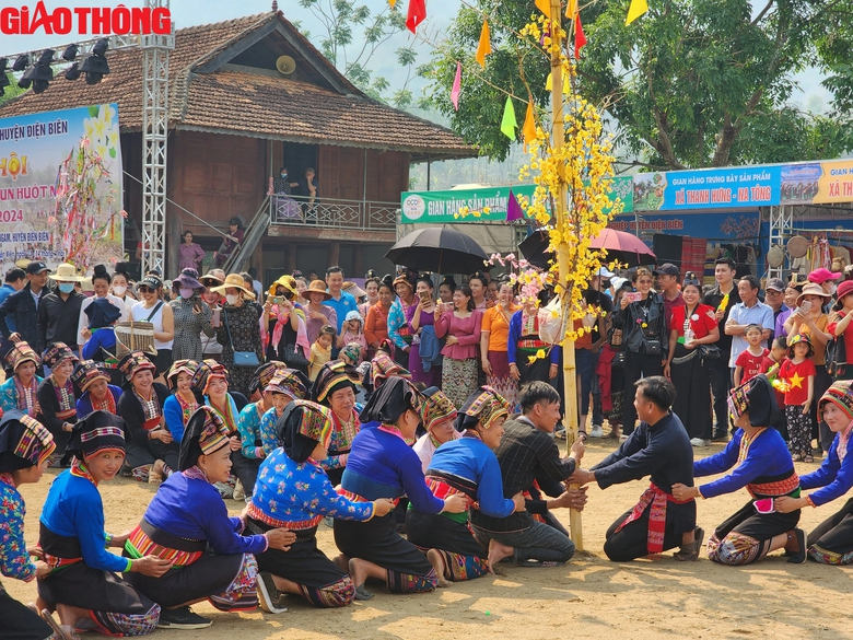 Độc đ&aacute;o "Tết t&eacute; nước" của d&acirc;n tộc L&agrave;o ở huyện Điện Bi&ecirc;n- Ảnh 9.