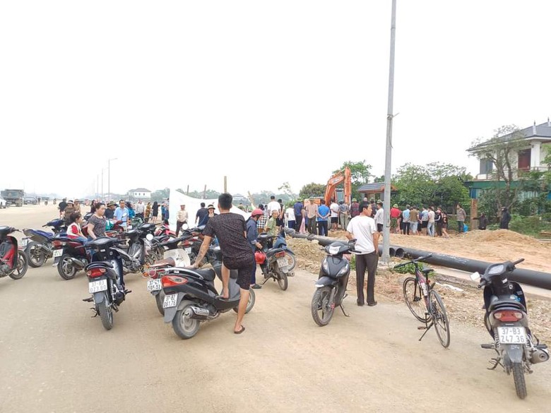 Lao xuống hố c&ocirc;ng tr&igrave;nh đ&atilde; r&agrave;o chắn, nam thanh ni&ecirc;n tử vong- Ảnh 2.