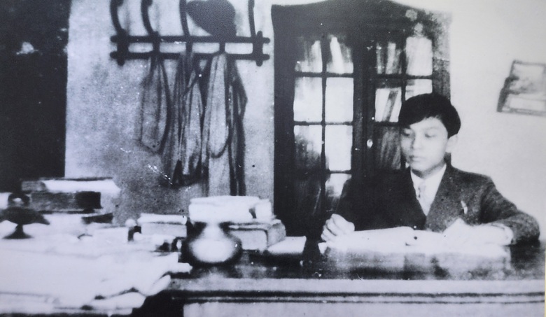 X&uacute;c động kỷ vật Đại tướng V&otilde; Nguy&ecirc;n Gi&aacute;p gửi c&aacute;c l&aacute;i xe, d&acirc;n c&ocirc;ng vận tải- Ảnh 14.