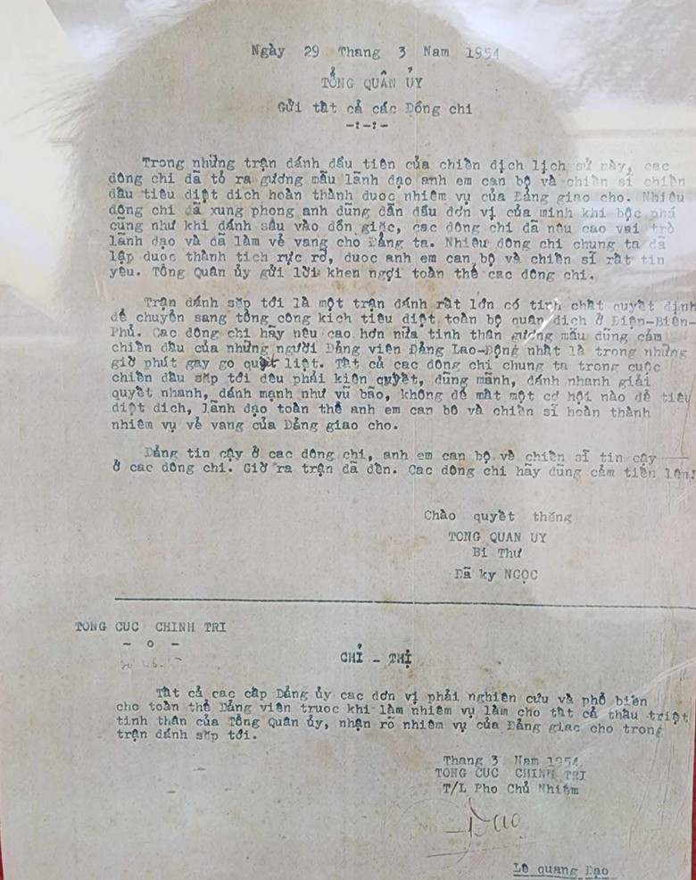 X&uacute;c động kỷ vật Đại tướng V&otilde; Nguy&ecirc;n Gi&aacute;p gửi c&aacute;c l&aacute;i xe, d&acirc;n c&ocirc;ng vận tải- Ảnh 16.