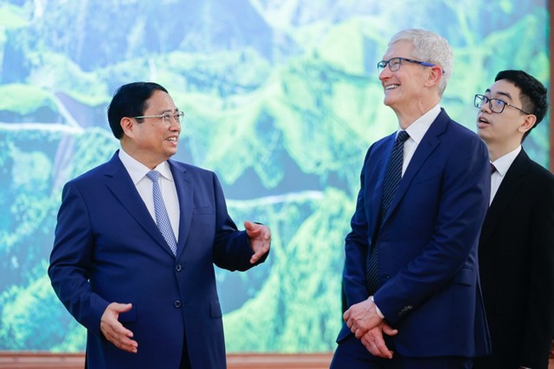 Gặp Thủ tướng, CEO Apple khẳng định sẽ mua nhiều hơn linh kiện đối t&aacute;c sản xuất ở Việt Nam- Ảnh 4.