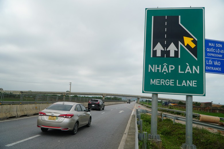 Khai thác 2 nút giao còn lại trên cao tốc Mai Sơn - QL45 từ 19/4- Ảnh 2. Khai thác 2 nút giao còn lại trên cao tốc Mai Sơn - QL45 từ 19/4- Ảnh 2.