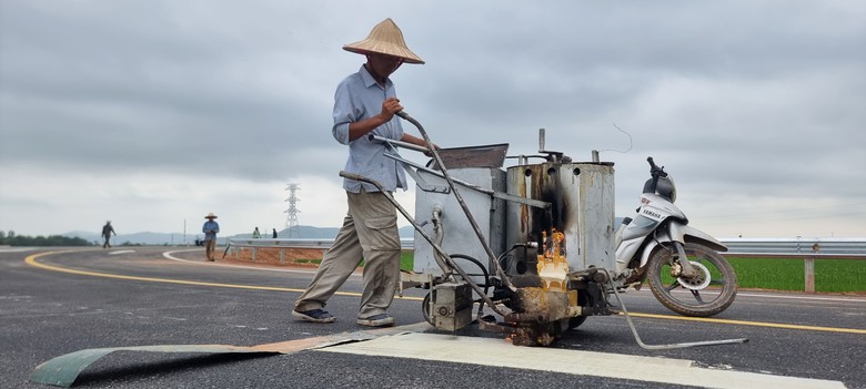 Khai thác 2 nút giao còn lại trên cao tốc Mai Sơn - QL45 từ 19/4- Ảnh 3. Khai thác 2 nút giao còn lại trên cao tốc Mai Sơn - QL45 từ 19/4- Ảnh 3.