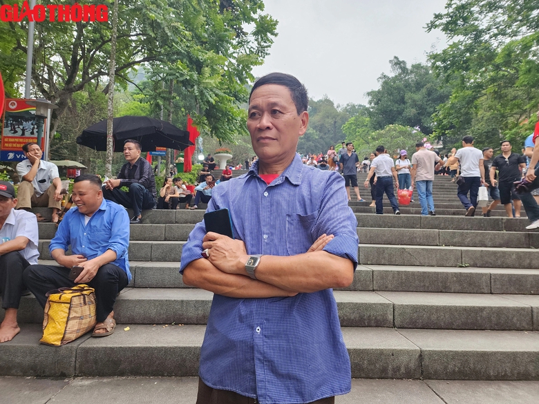 Người d&acirc;n &ugrave;n &ugrave;n đổ về Đền H&ugrave;ng trước ng&agrave;y Giỗ Tổ- Ảnh 5.