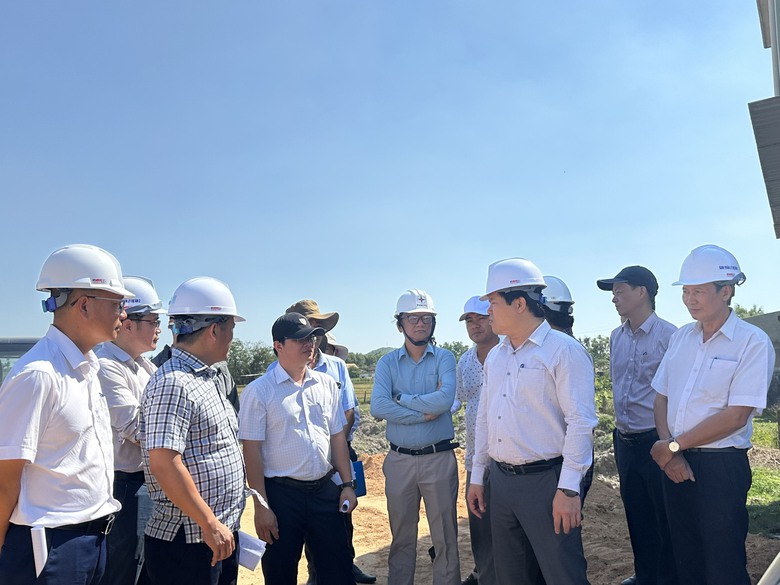 Quảng Ng&atilde;i đua nước r&uacute;t ho&agrave;n th&agrave;nh giải ph&oacute;ng mặt bằng cao tốc- Ảnh 3.