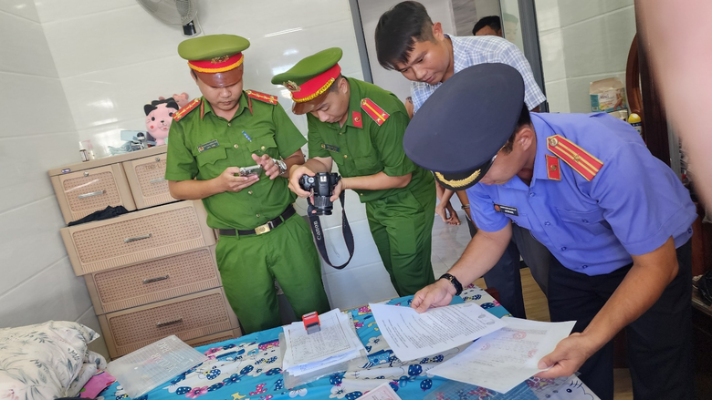 Chi&ecirc;u tr&ograve; lập dự &aacute;n "ma" thu h&agrave;ng trăm tỷ của gi&aacute;m đốc c&ocirc;ng ty BĐS ở Ph&uacute; Quốc- Ảnh 3.