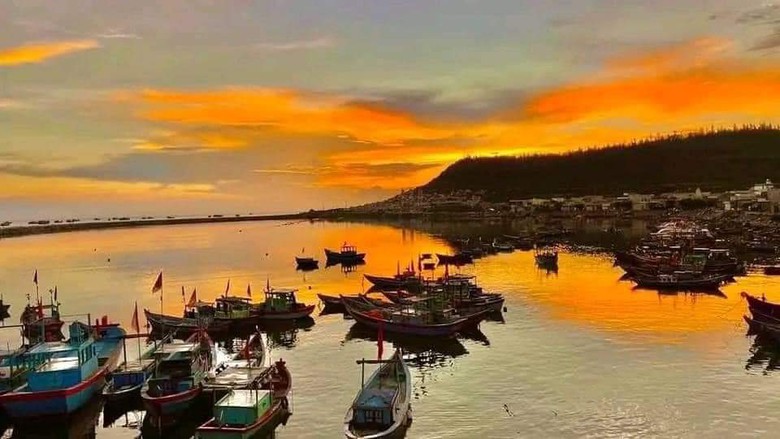 Đến L&yacute; Sơn ngắm trầm t&iacute;ch c&aacute;c đợt phun tr&agrave;o n&uacute;i lửa h&agrave;ng triệu năm- Ảnh 13.