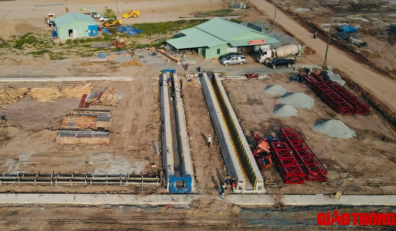 Đã giao hơn 88% mặt bằng đường T2 kết nối sân bay Long Thành- Ảnh 3. Đã giao hơn 88% mặt bằng đường T2 kết nối sân bay Long Thành- Ảnh 3.