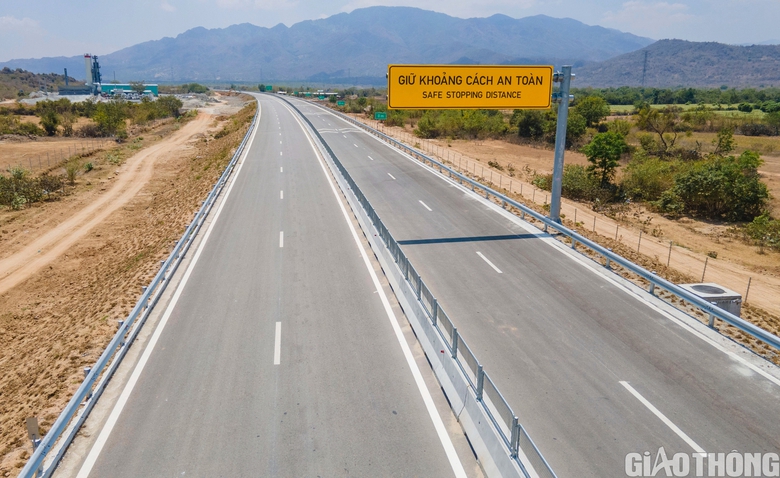 Khởi c&ocirc;ng 4 dự &aacute;n giao th&ocirc;ng trong qu&yacute; II/2024- Ảnh 1.