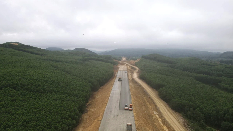 Tiến độ cao tốc qua H&agrave; Tĩnh, Quảng B&igrave;nh hiện ra sao?- Ảnh 3.